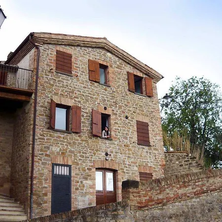 Nidastore Holidays Apartment *